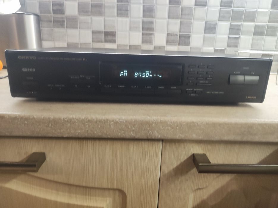 Onkio tuner T-4031RDS