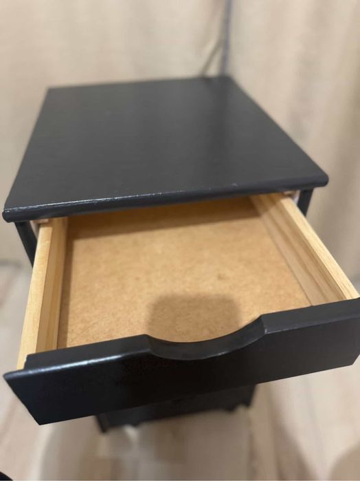 Кушетка, лампа и количка за козметични процедури