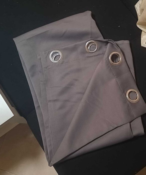 Затъмняващи (blackout) завеси