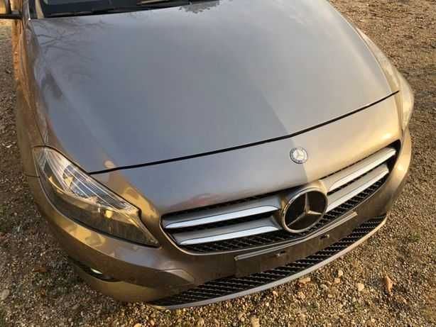 Dezmembrez Mercedes A class 180/OM608/usa/haion/stopuri/faruri/motoir/cutie/interior/grila/bara/jante/volan