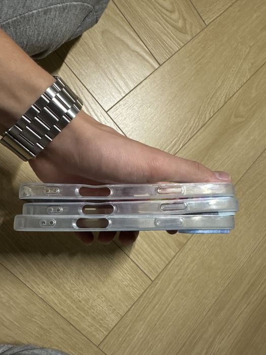 Чехлы для iPhone 16 Plus