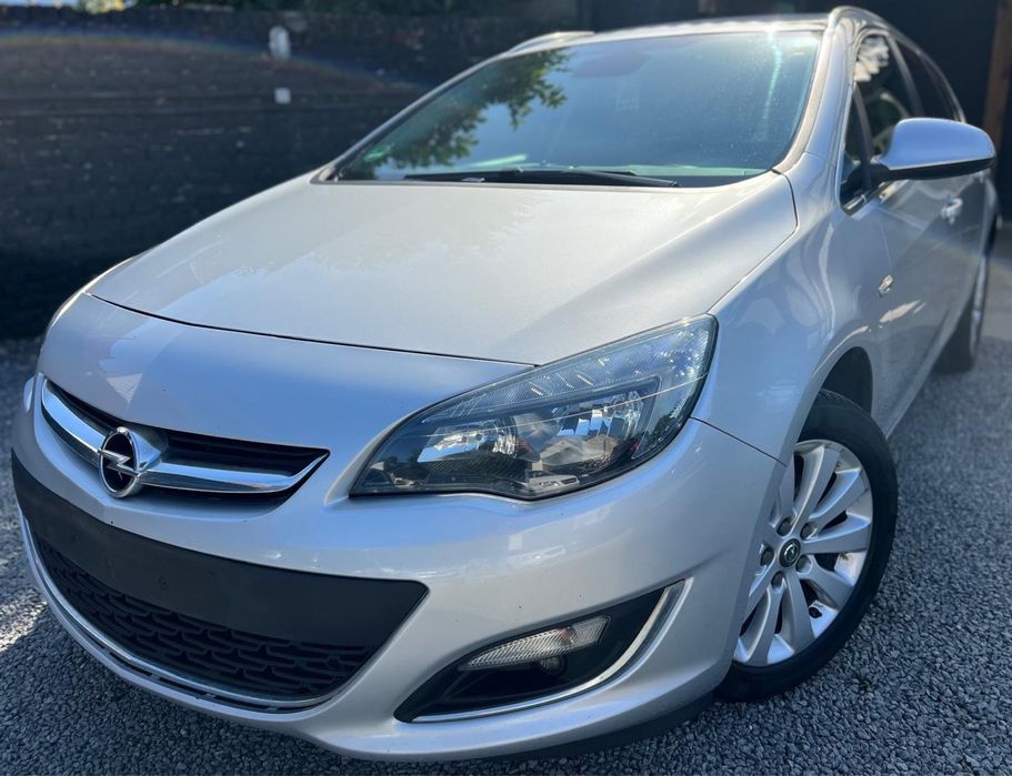 Opel Astra J Sports Tourer 110cp, 1,6cdti