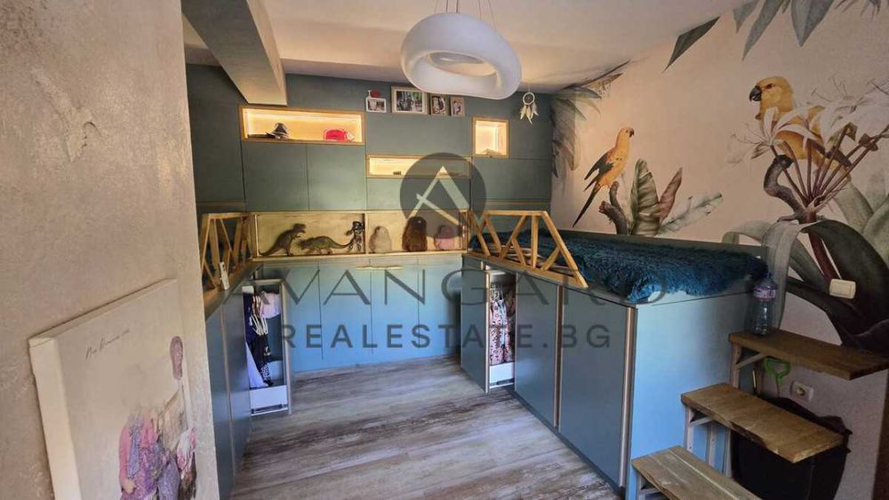 Продава се Тристаен апартамент в Пловдив, Център - 115 кв.м за 914 €/кв.м - Снимка #8