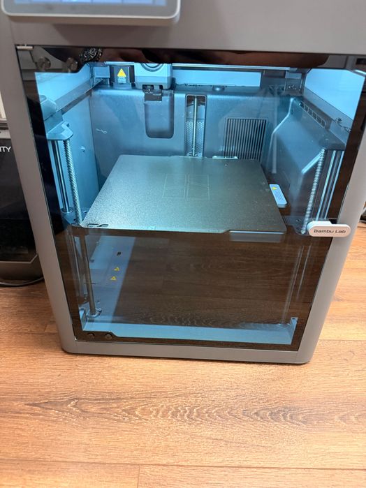Продавам 3D принтер Bambu lab p2s