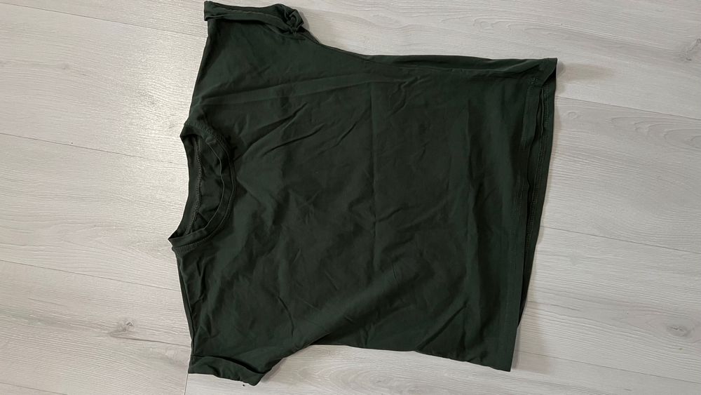 Продам пакет вещей