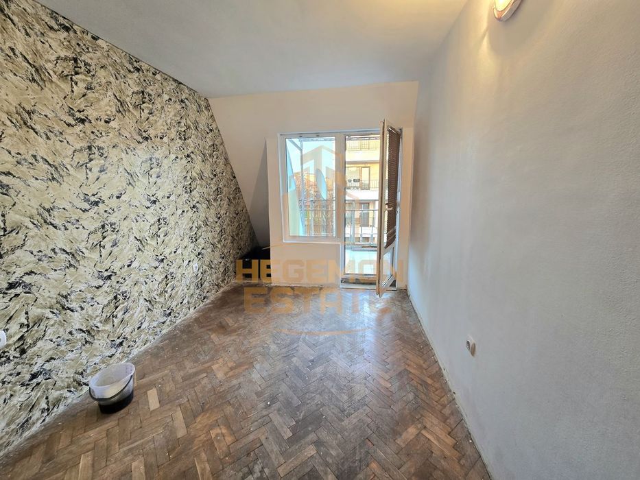 Продава се Тристаен апартамент в Варна, Централна поща - 65 кв.м за 981 €/кв.м - Снимка #5