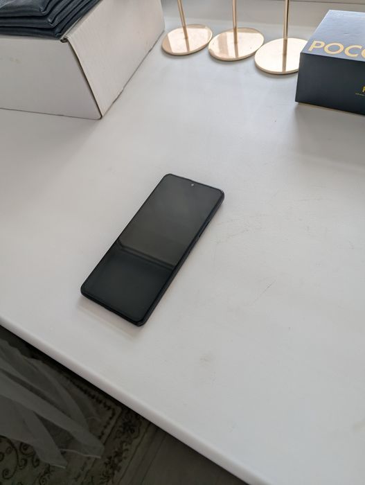 POCO F4 8/256 ГБ