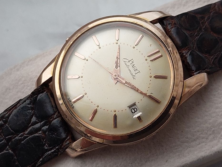 Ceas Piaget Pie Pan Calendar automatic aur otel, colectie