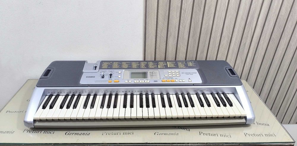 Orga Electronica Casio LK-110 Stare Impecabila