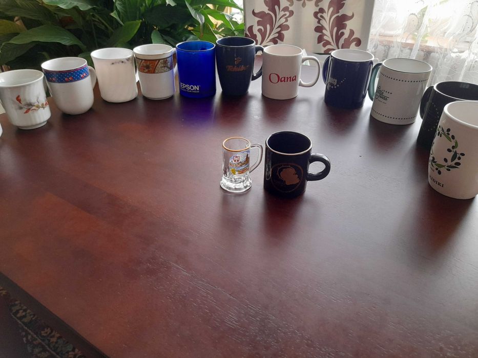 Set de cafea/ceai din portelan de Alba Iulia, cani