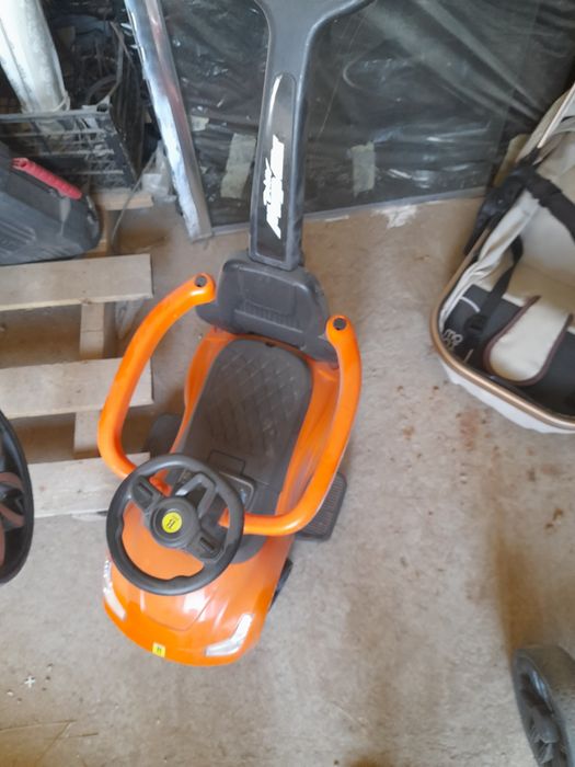 Детска кола за бутане