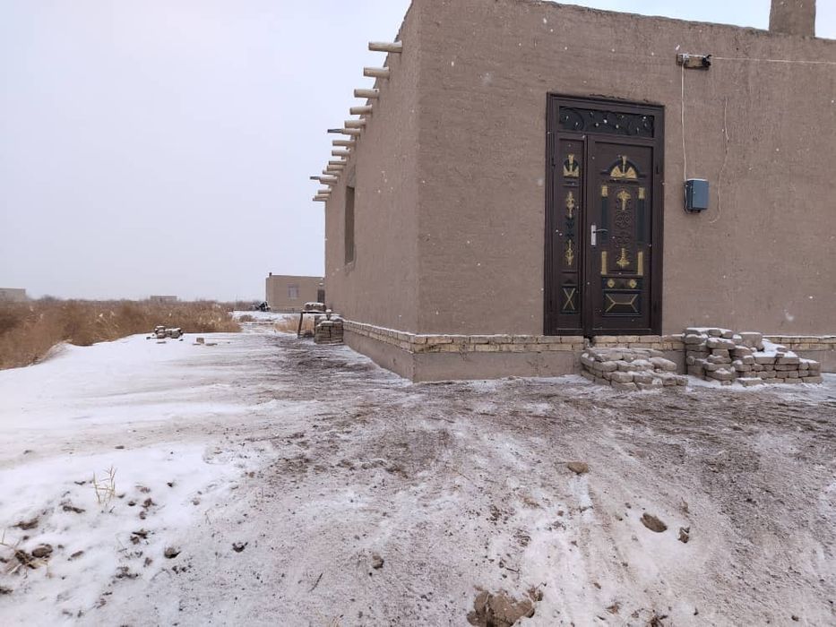 Zudlik bilan sotiladi