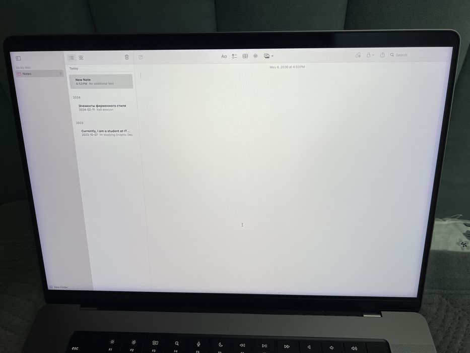 Macbook Pro 16-inch