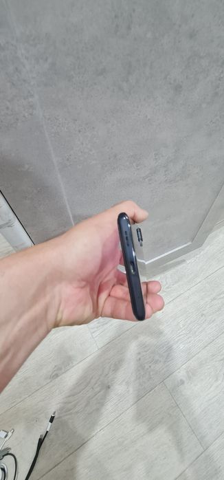 Продам смартфон телефон redmi note 10 pro