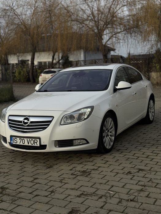 De vânzare – Opel Insignia 2.0 CDTI 2010  Full Options