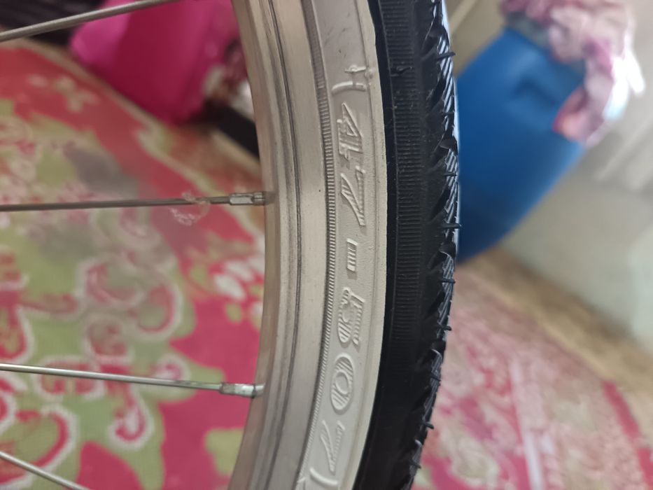 Vind. bicicleta  damă roti  pe24 noua