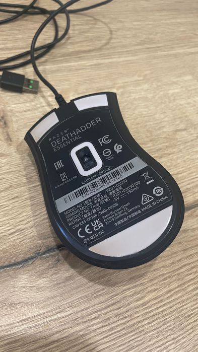 Мышь Razer DeathAdder Essential