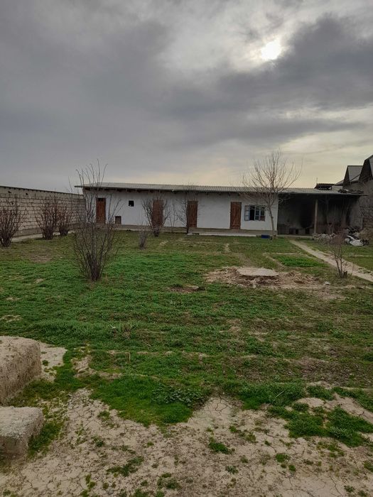 Ховли сотилади! Чирокчи,пост гаидан чап томондаги махаллада