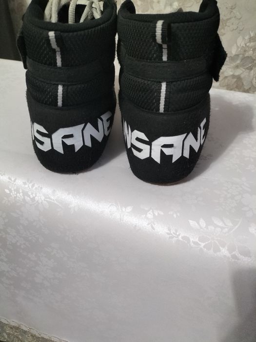 Продам боксерки р 41 бу