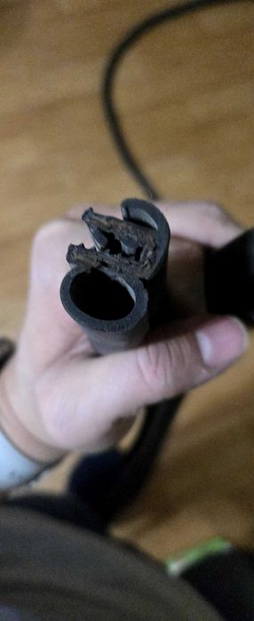 Дверной уплотнитель BMW e39, e34