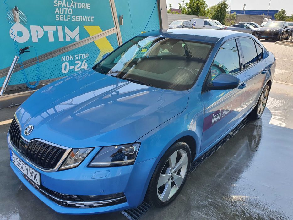 Autoturism Skoda Octavia berlina