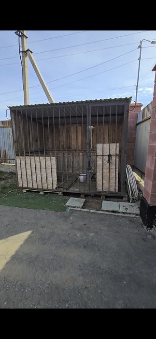 Продам вольер для собаки в хорошем состоянии