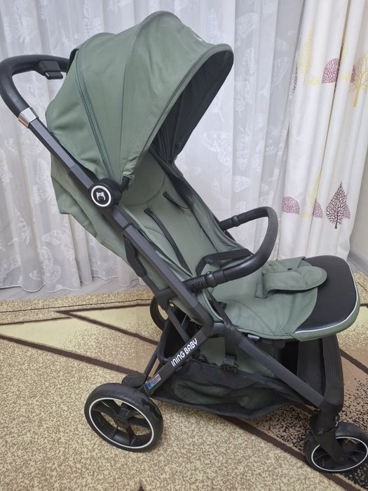 Коляска прогулочная