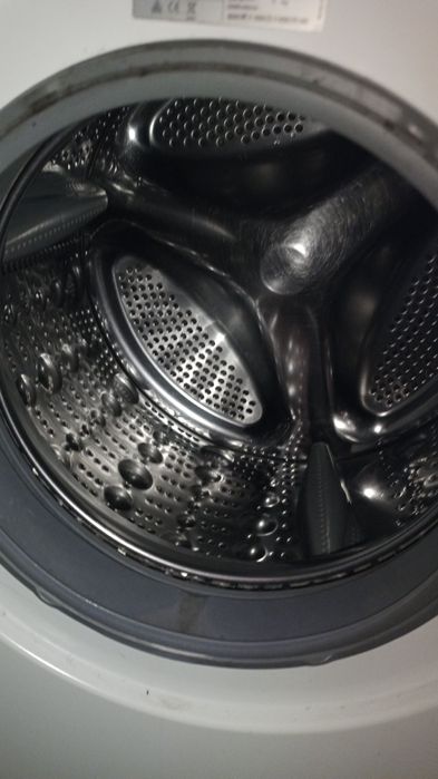 Пералня LG direct drive 7 kg модел F1091QD на части.