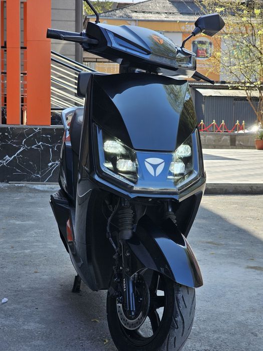 Yadea T5 qora kafolatlangan