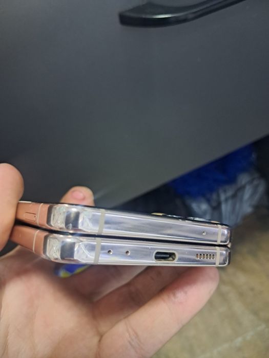 Galaxy Z Flip 4 dual vietnam