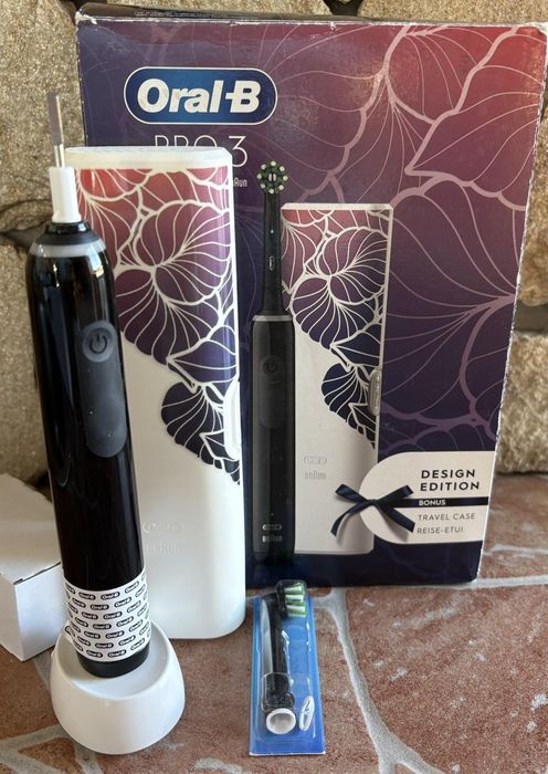 Четка за зъби Oral-B PRO 3 3500