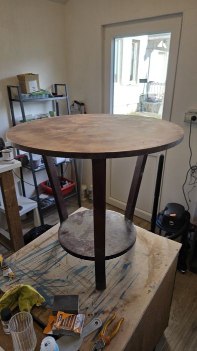 Set recondiționat 2 scaune și masă