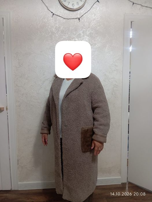 Ең әдемі шуба қыстық киім сатылады.