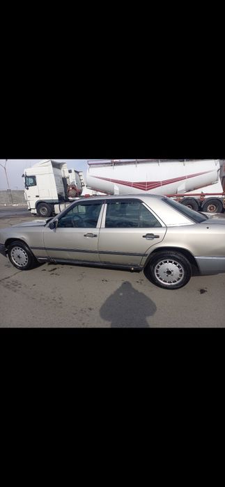 Продам мерседес 124