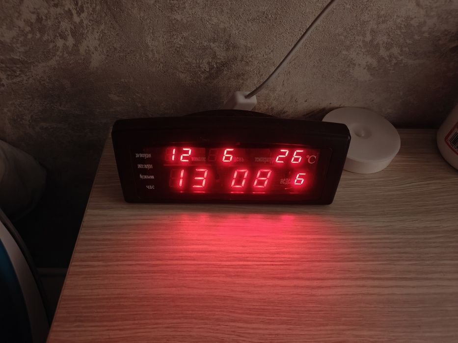 Продам Электронные/Digital часы/будильник/термометр