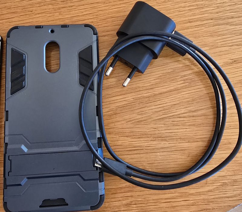 Продавам Nokia 6