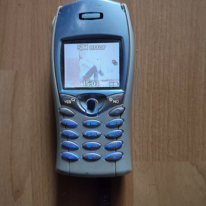 Vând telefon Sony Ericsson în stare bună