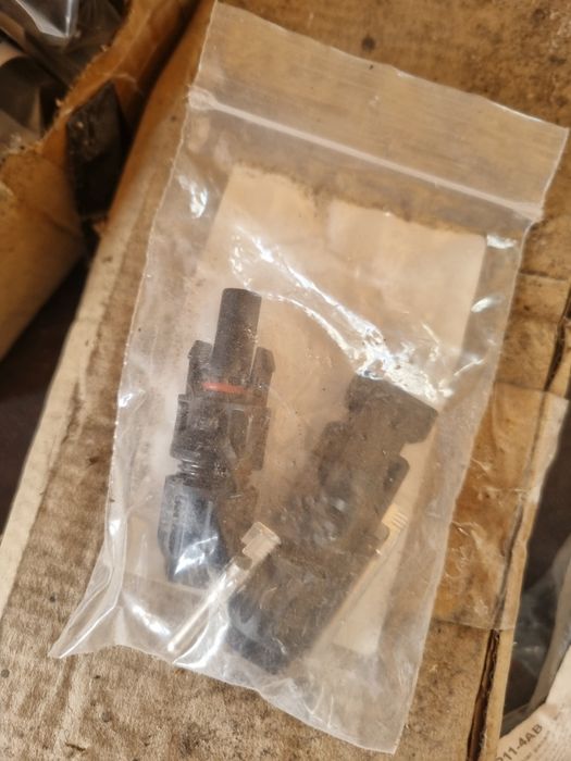 Conectori mc4 panouri fotovoltaice