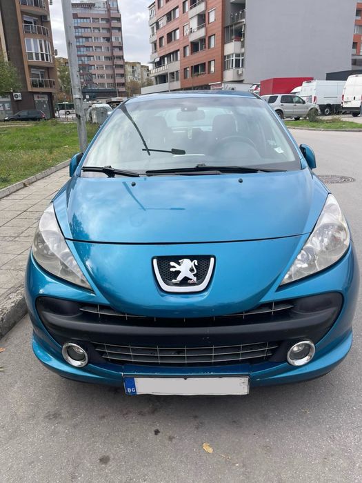 Качествени коли под наем