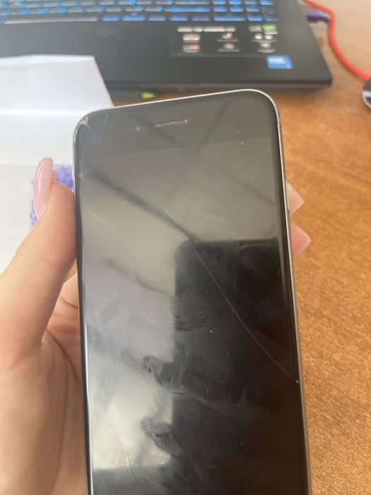 Продам Iphone 6s