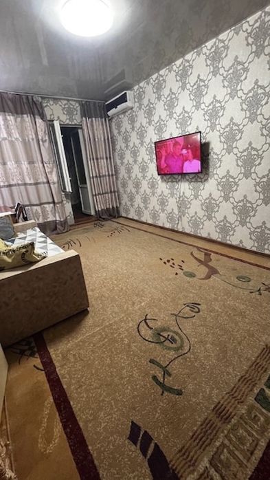 Палас б|у 3*5,5 в хорошем состоянии