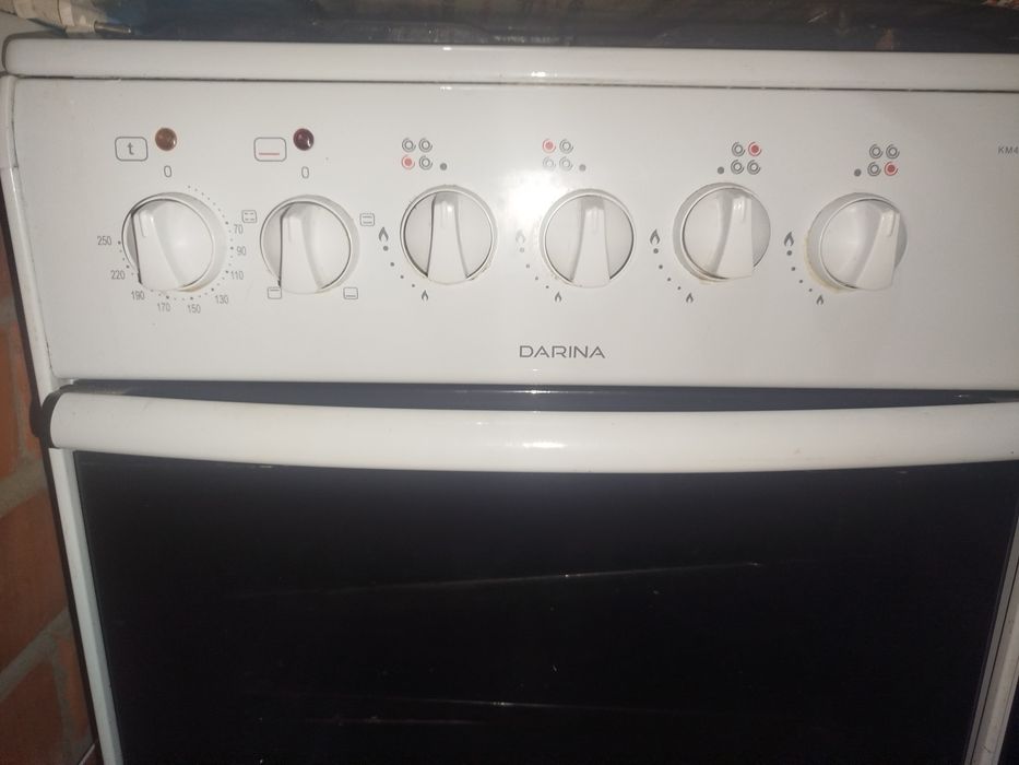 Газовая плита с 4 камфорками