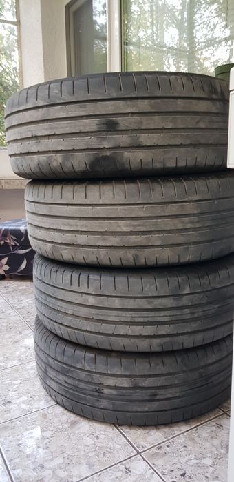 Гуми 235/60/18 Dunlop sportmax