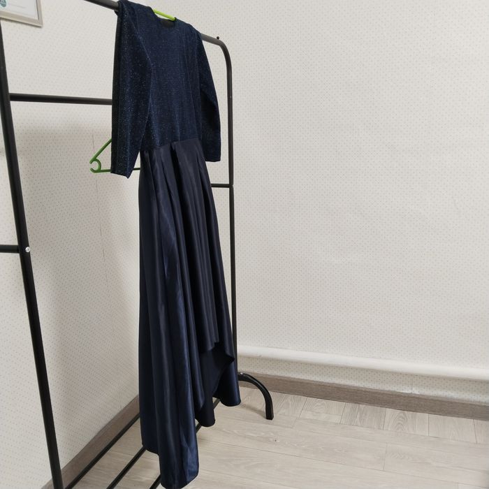 Вечерняя платья2500