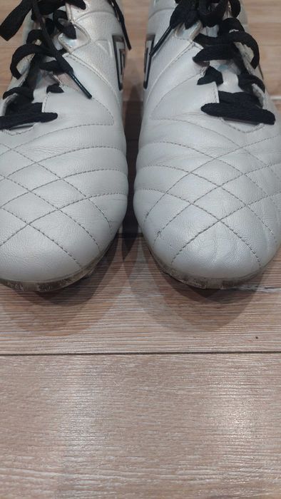 Бутонки Umbro за момче