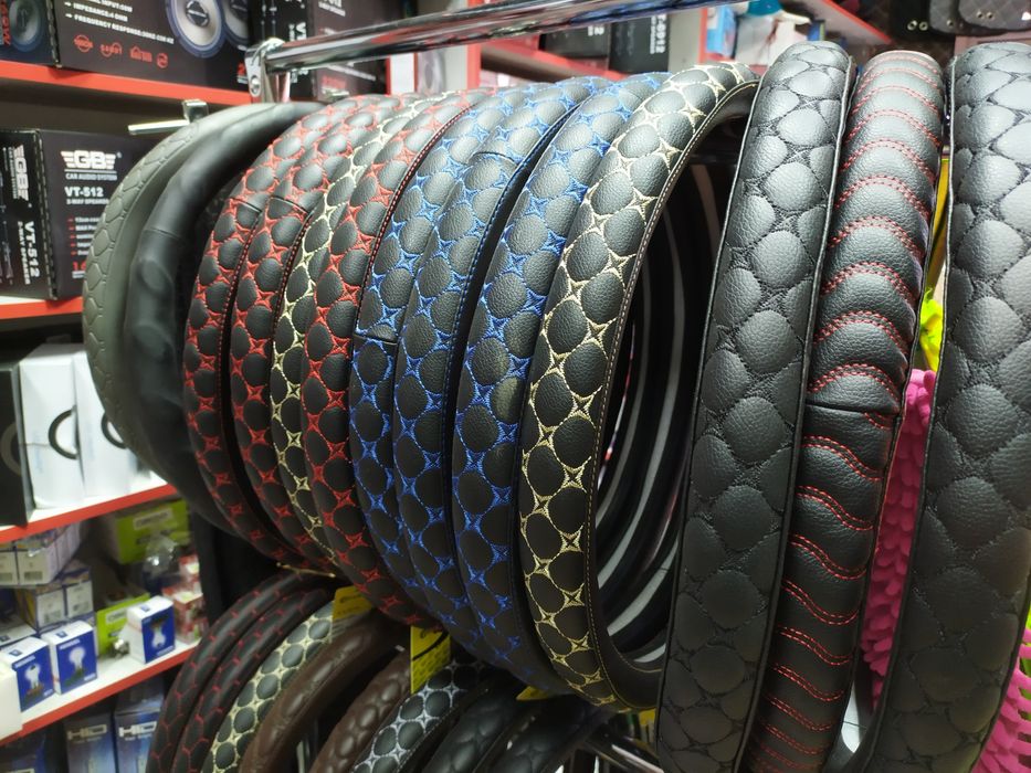 Оплётка на руль. Разные цены