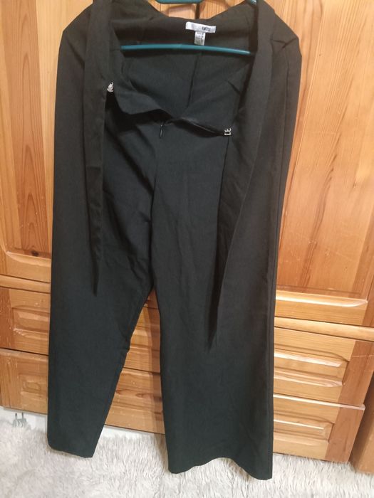 Черен панталон XS