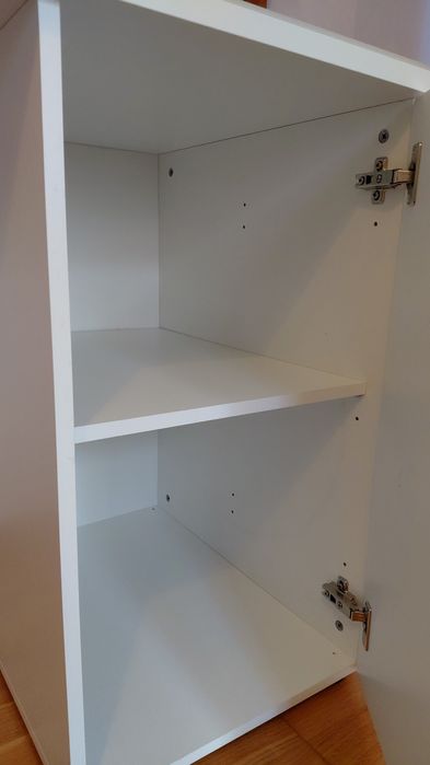 Vand birou  cu blat de sticla