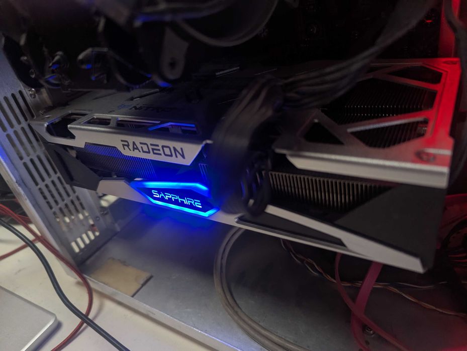 Sapphire Radeon RX6650XT Nitro+ 8GB