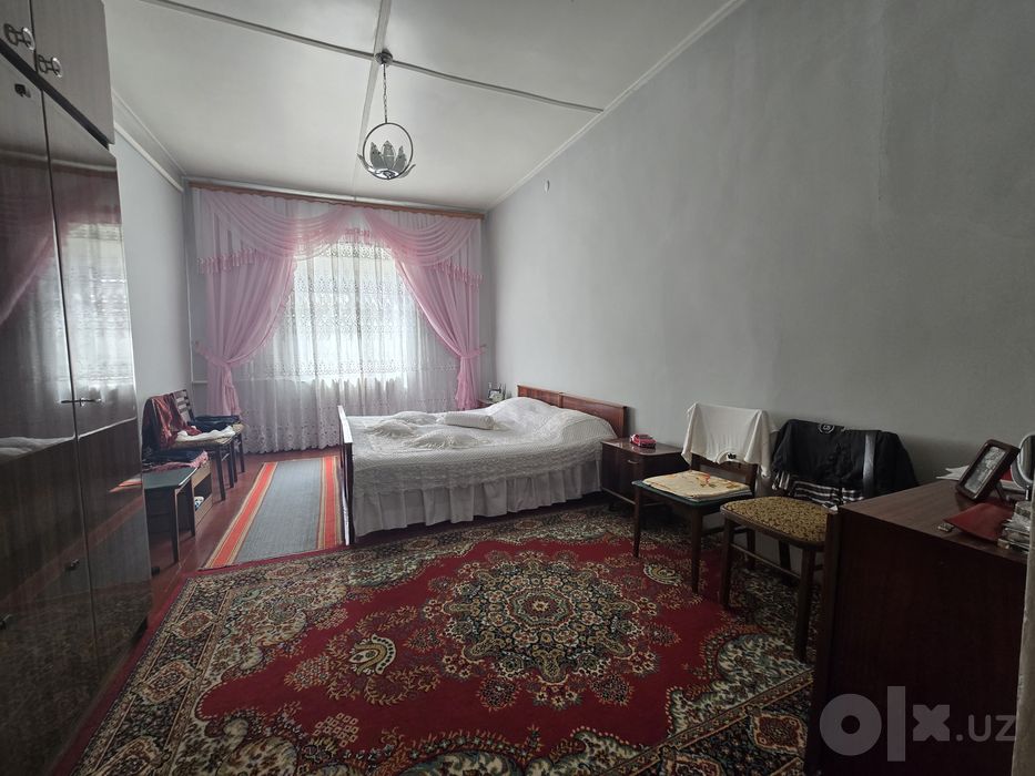 Продается Дом с участком, Буюк ипак йули,  Луначарского,